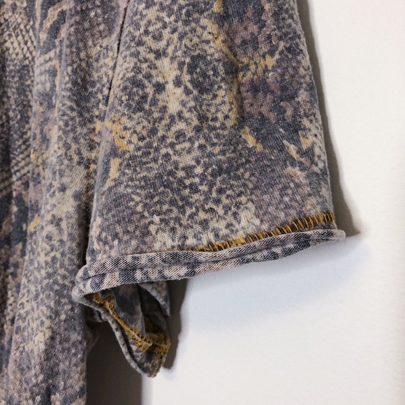 FREE PEOPLE | Snake Skin Print Tee - Picture 2 of 4